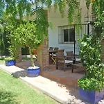 Villa Buganvilla Conil - Solo Familias *