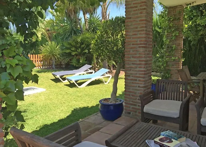 Hébergement de vacances Villa Buganvilla Conil - Solo Familias *